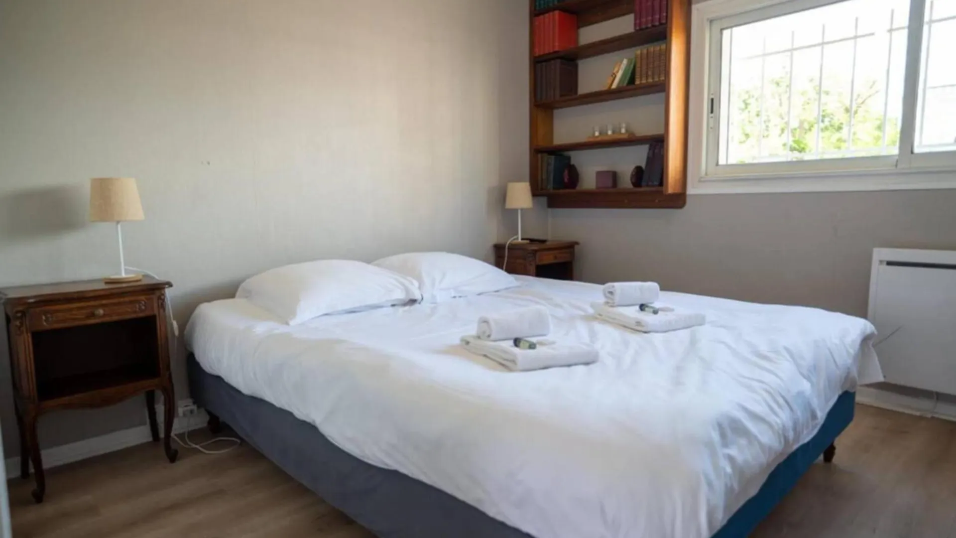 Magnificent Apartment Close To The Beach With Sea View アンティーブ フランス