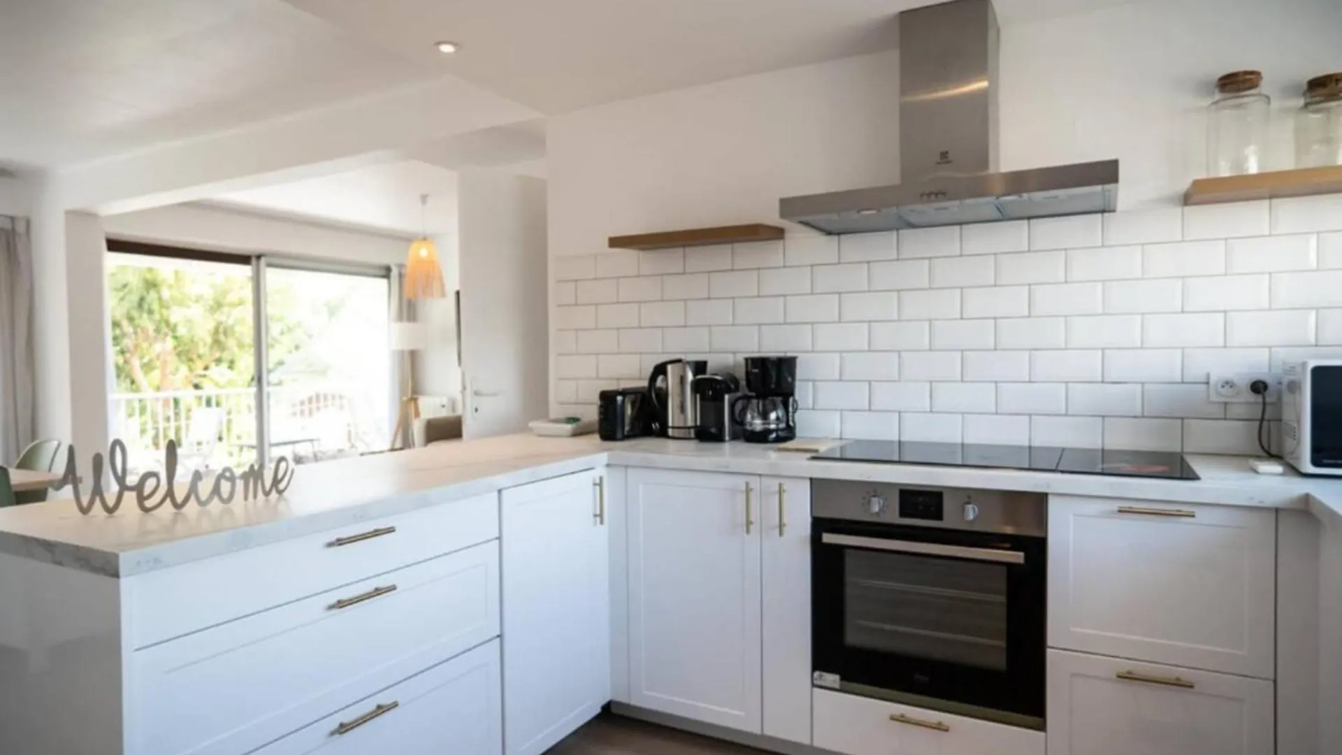 Magnificent Apartment Close To The Beach With Sea View アンティーブ フランス