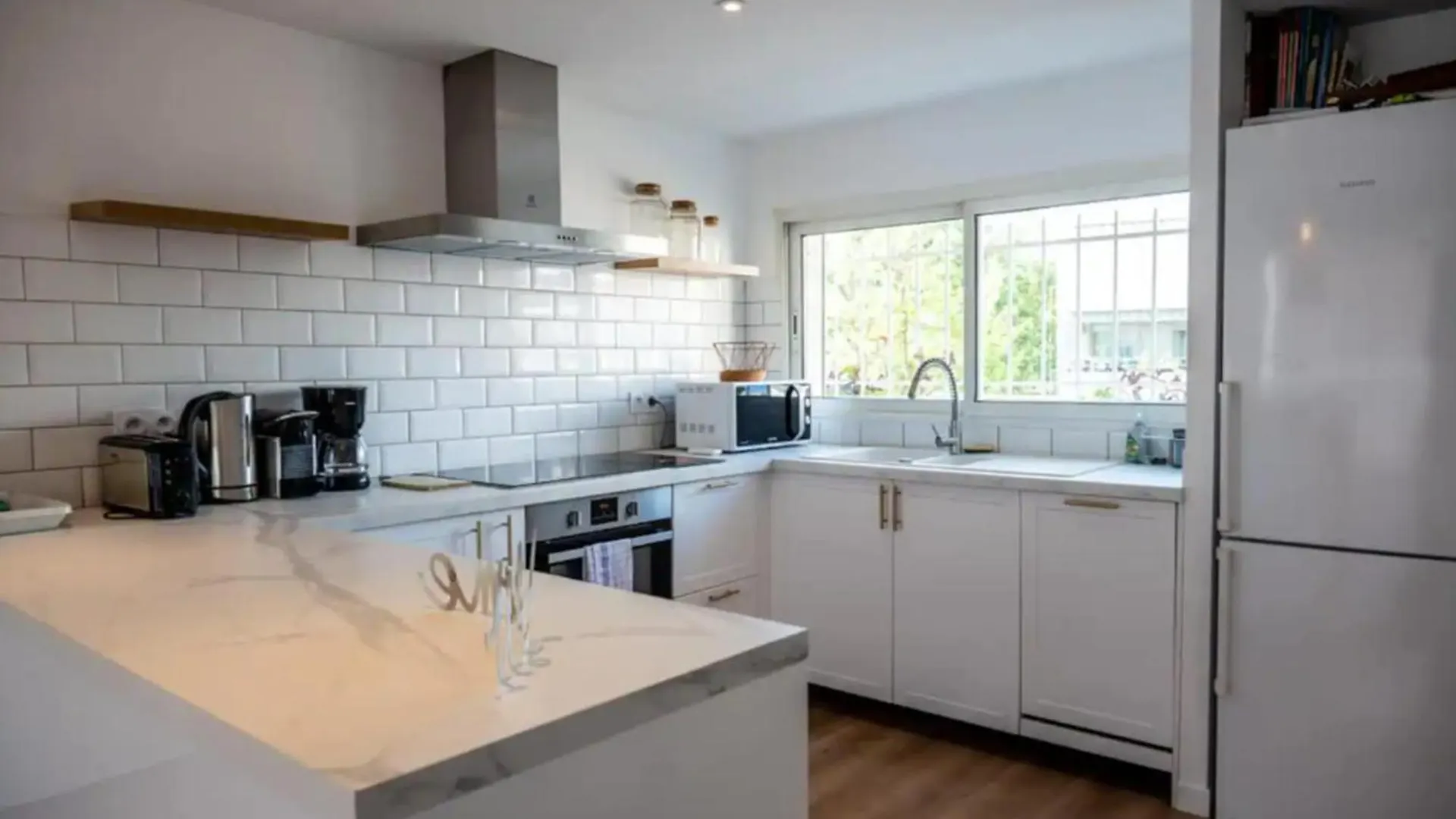Magnificent Apartment Close To The Beach With Sea View Antibes